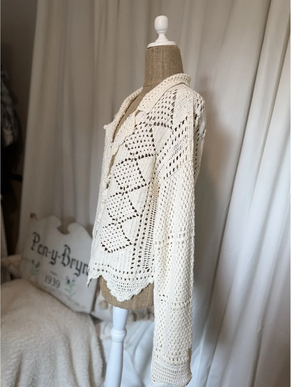 FREE PEOPLE We The Free Friend Of A Friend Cardigan Sweater Ivory Crochet Sz L